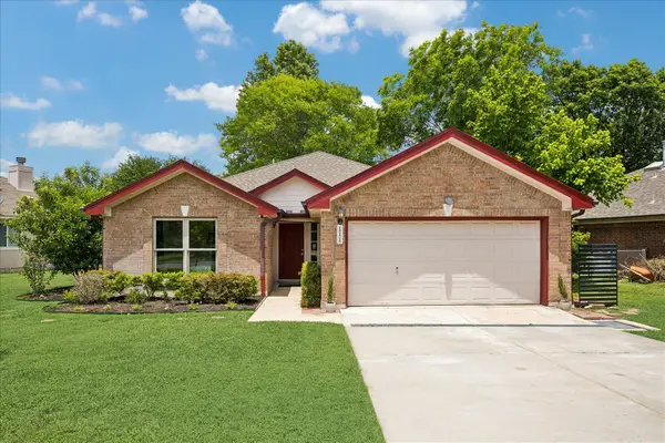 111 Finch Ln, Georgetown, TX 78626