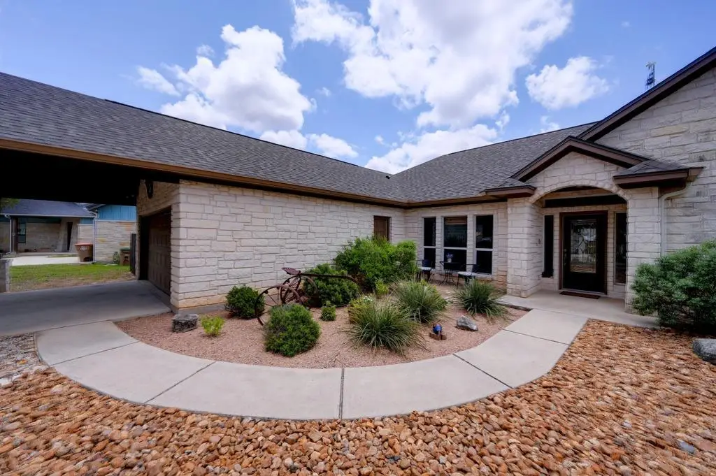 75 Sprucewood Dr, Wimberley, TX 78676 - #1