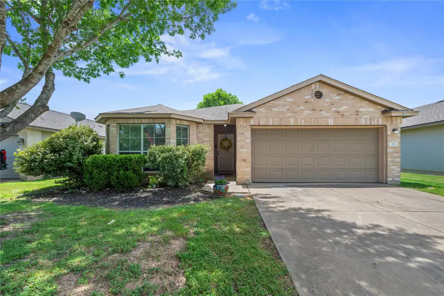 303 Liberty St, Hutto, TX 78634 - #3