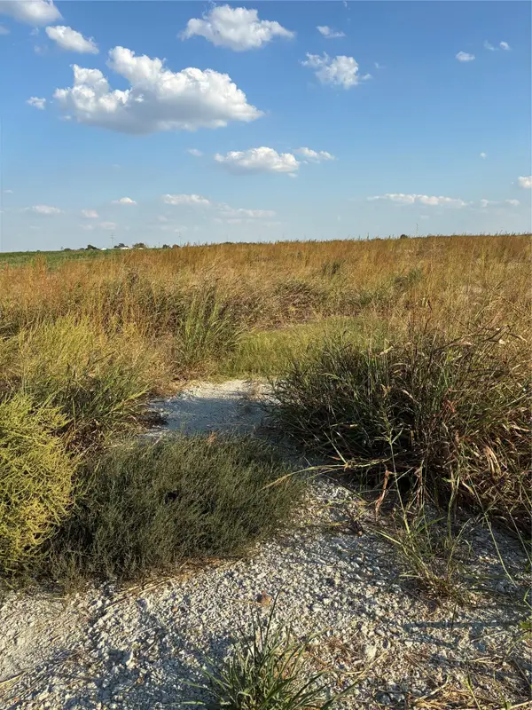 305 County Rd 134, Burlington, TX 76519