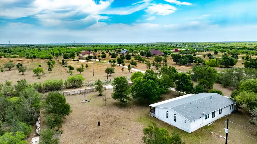 1400 Seminole Trl, Dale, TX 78616 - #3