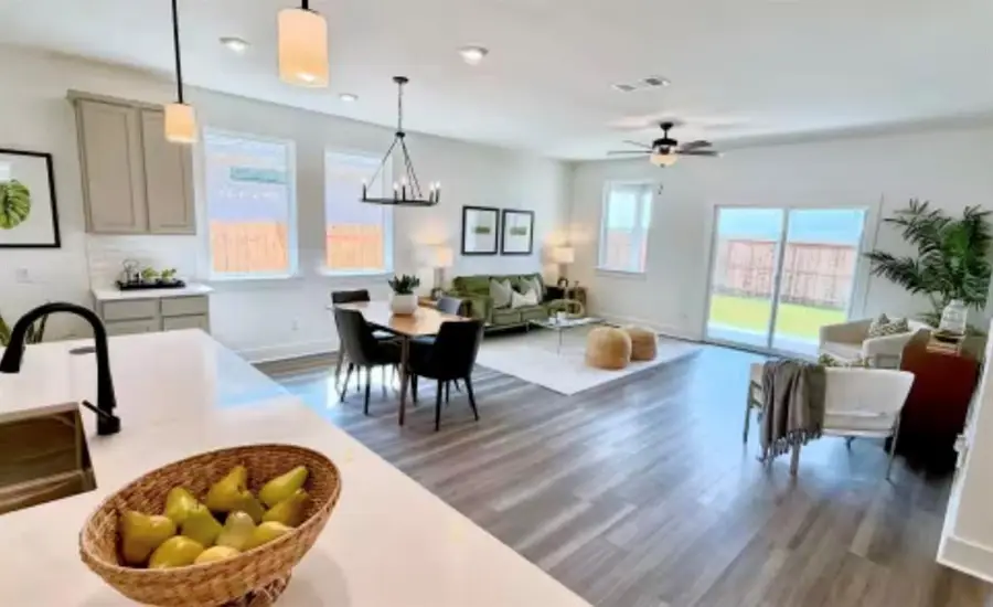 131 Sincere Dr, Kyle, TX 78640 - Image #3