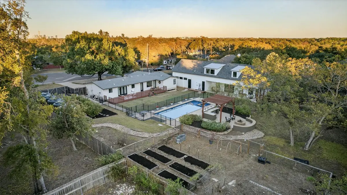 1909 Stanley Ave, Austin, TX 78745 - Image #1