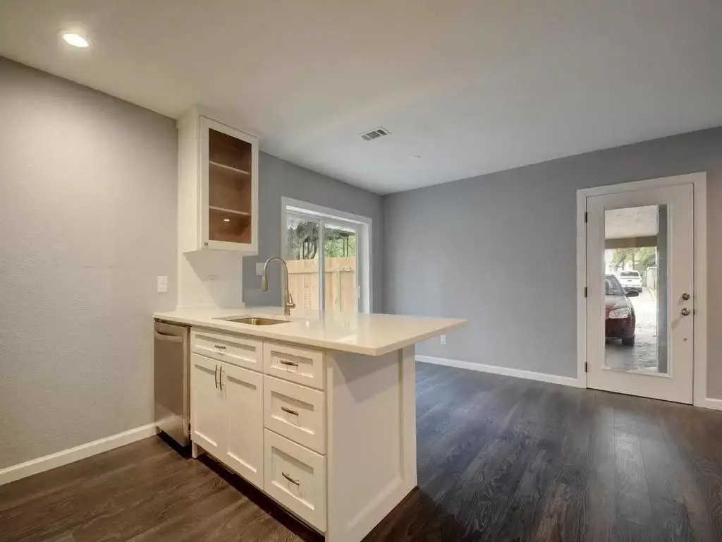 4702 Duval St, Austin, TX 78751 - #1