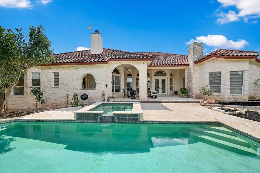 1001 Wesley Ridge Dr, Spicewood, TX 78669 - #2