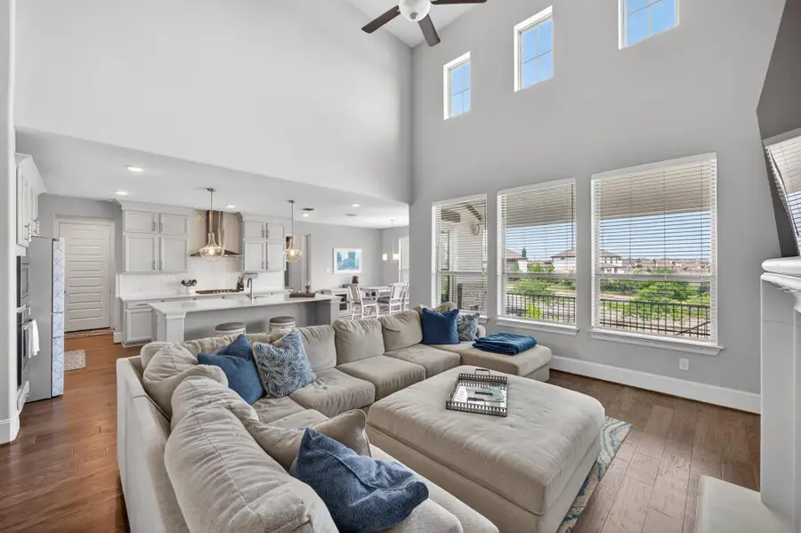 402 San Donato Dr, Austin, TX 78738 - #3
