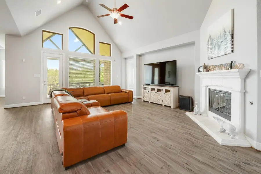 812 Anahuac Dr, Leander, TX 78641 - #2