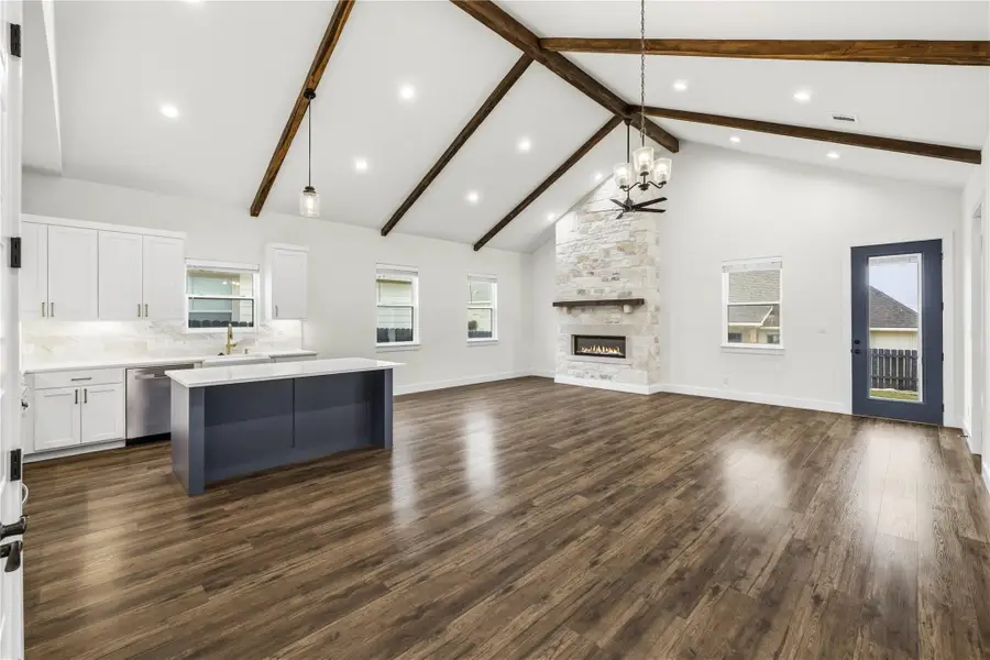 121 Feather Way, Fredericksburg, TX 78624 - #3