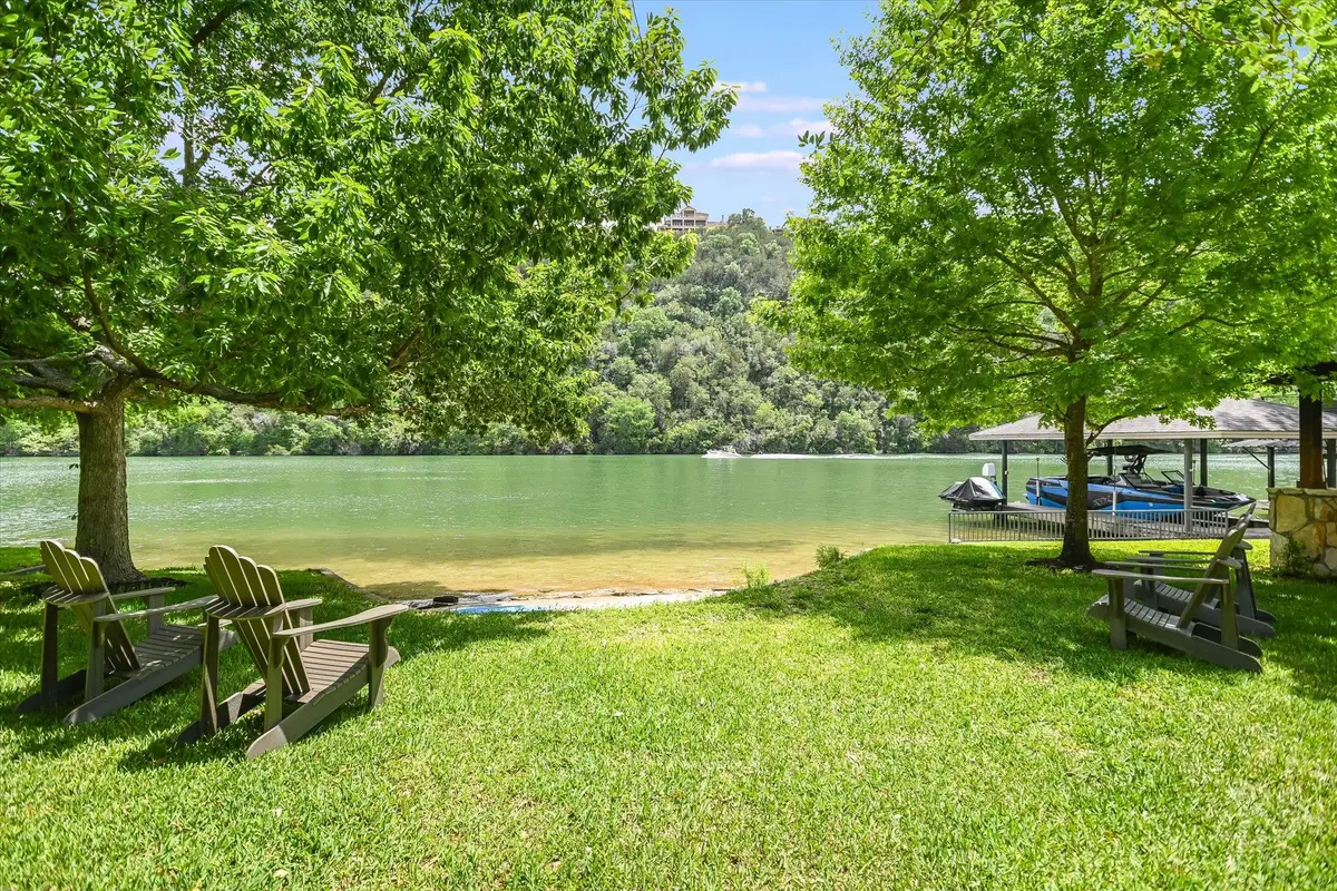 2305 Manana St, Austin, TX 78730 - Image #1