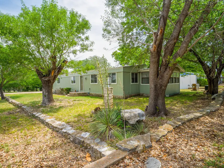 1605 Colonneh St, Horseshoe Bay, TX 78657 - Image #3