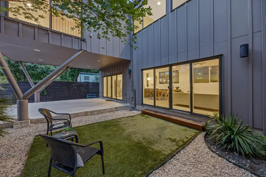 1606 Salina St, Austin, TX 78702 - #2