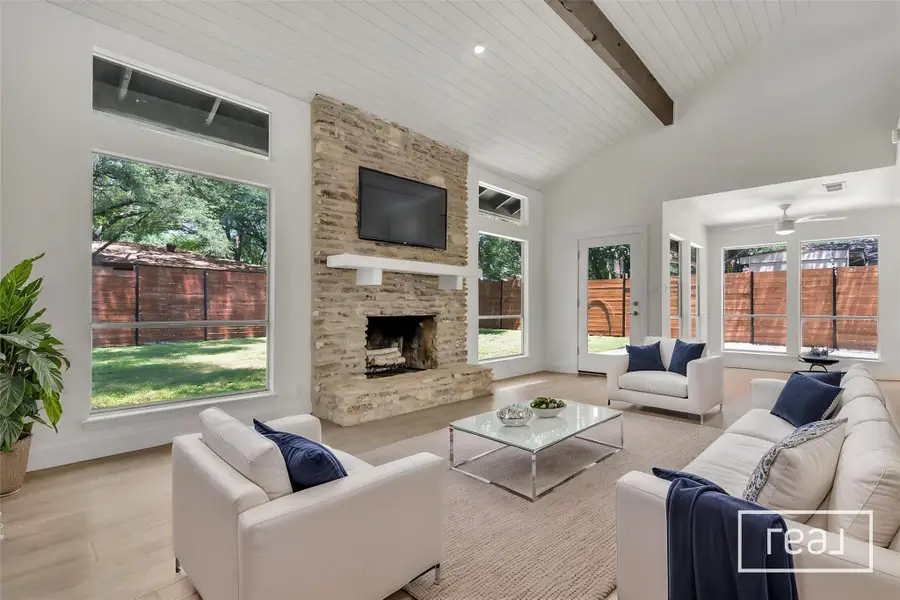 3808 Oak Creek Dr, Austin, TX 78727 - #2
