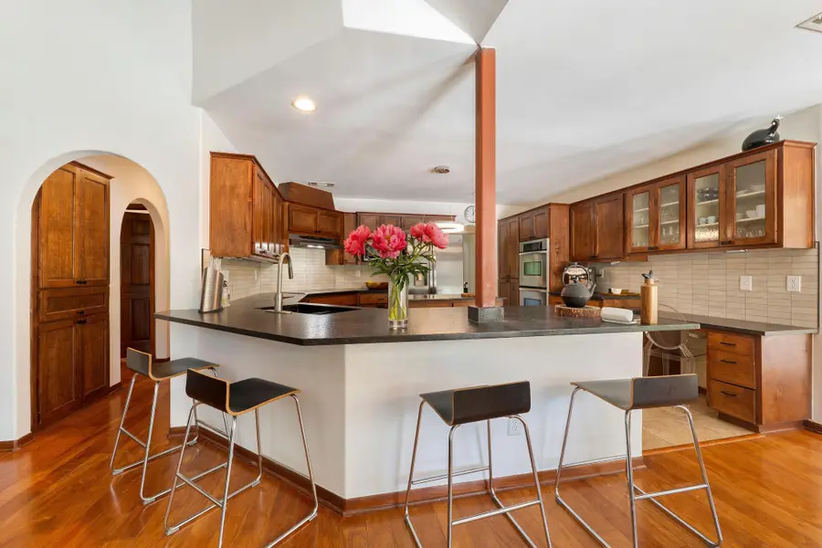 105 N Laurelwood Dr, Austin, TX 78733 - #3