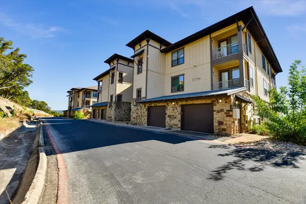 17720 Maritime Point Dr #202, Jonestown, TX 78645