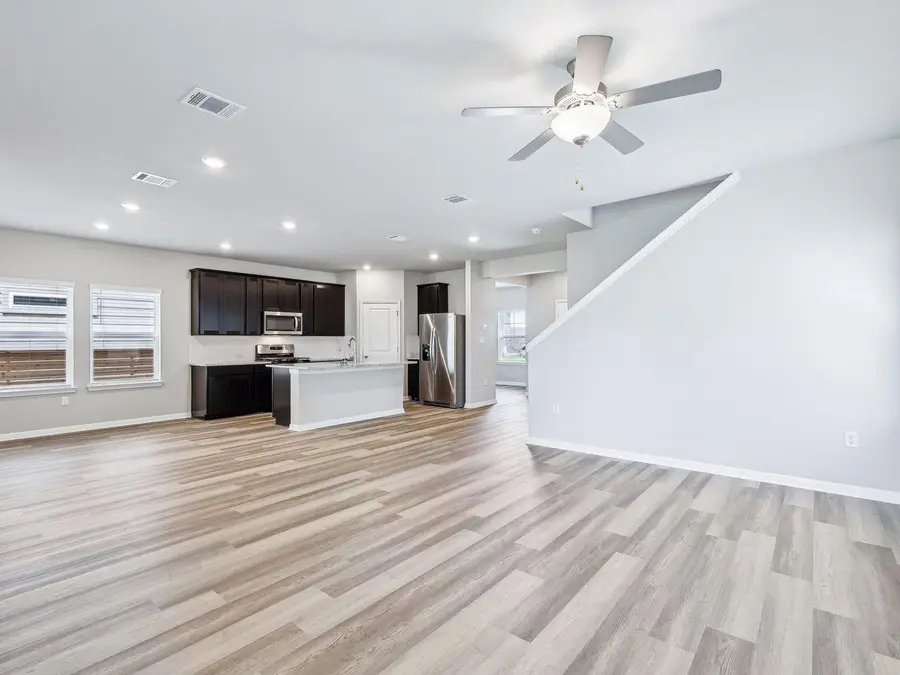 113 Maple Hedge Rd, Hutto, TX 78634 - Image #3