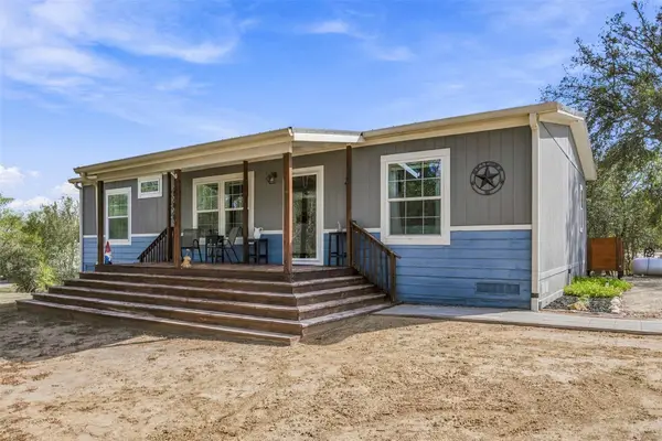 119 Fox Ln, Lockhart, TX 78644
