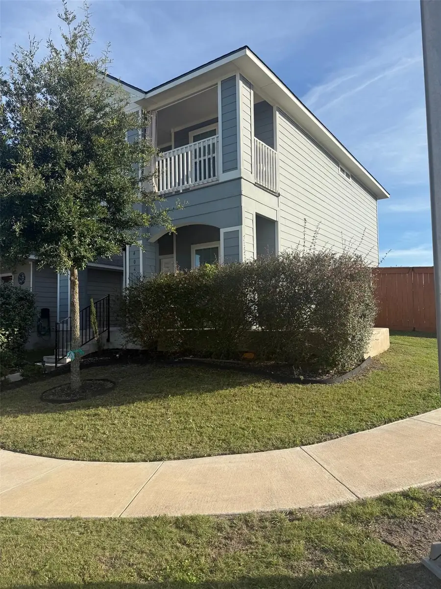 404 Spiny Lizard Ln, San Marcos, TX 78666 - #3