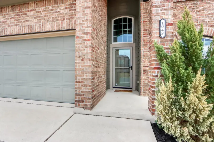 1048 Dumfries Dr, Seguin, TX 78155 - Image #2