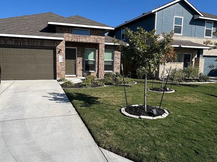 640 The Ugly Way, Jarrell, TX 76537 - Image #2