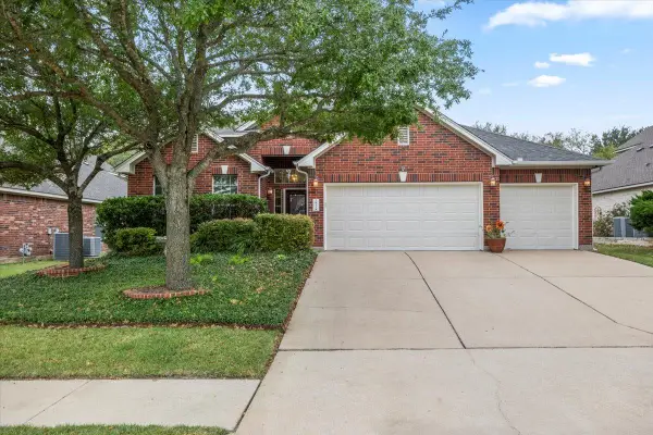 2413 Lost Mine Trl, Leander, TX 78641