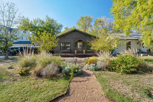 1110 Christie Dr, Austin, TX 78721