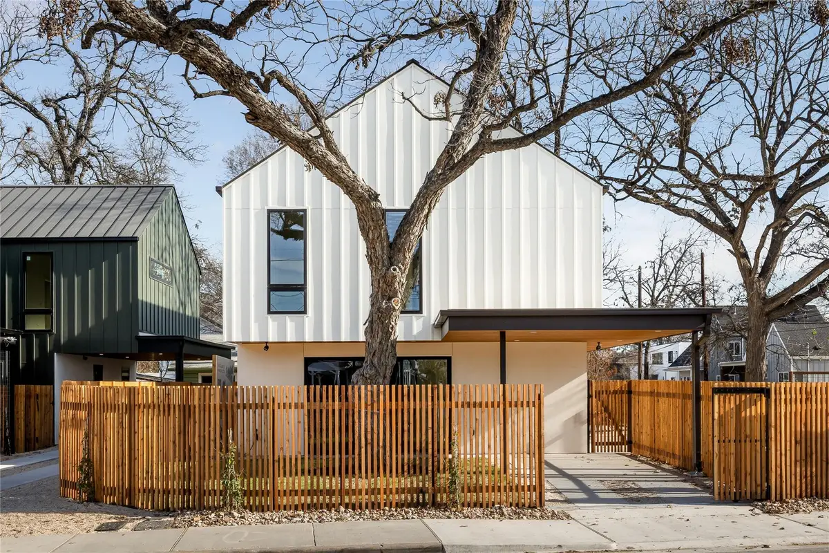 722 Gunter St, Austin, TX 78702 - #1