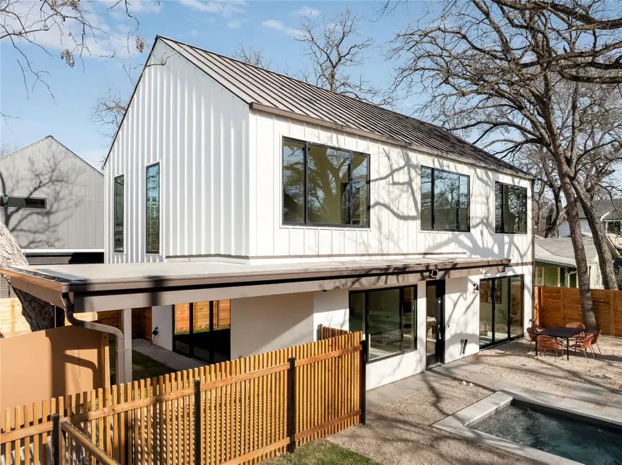 722 Gunter St, Austin, TX 78702 - #2