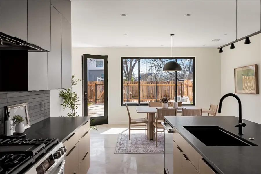 722 Gunter St, Austin, TX 78702 - #3