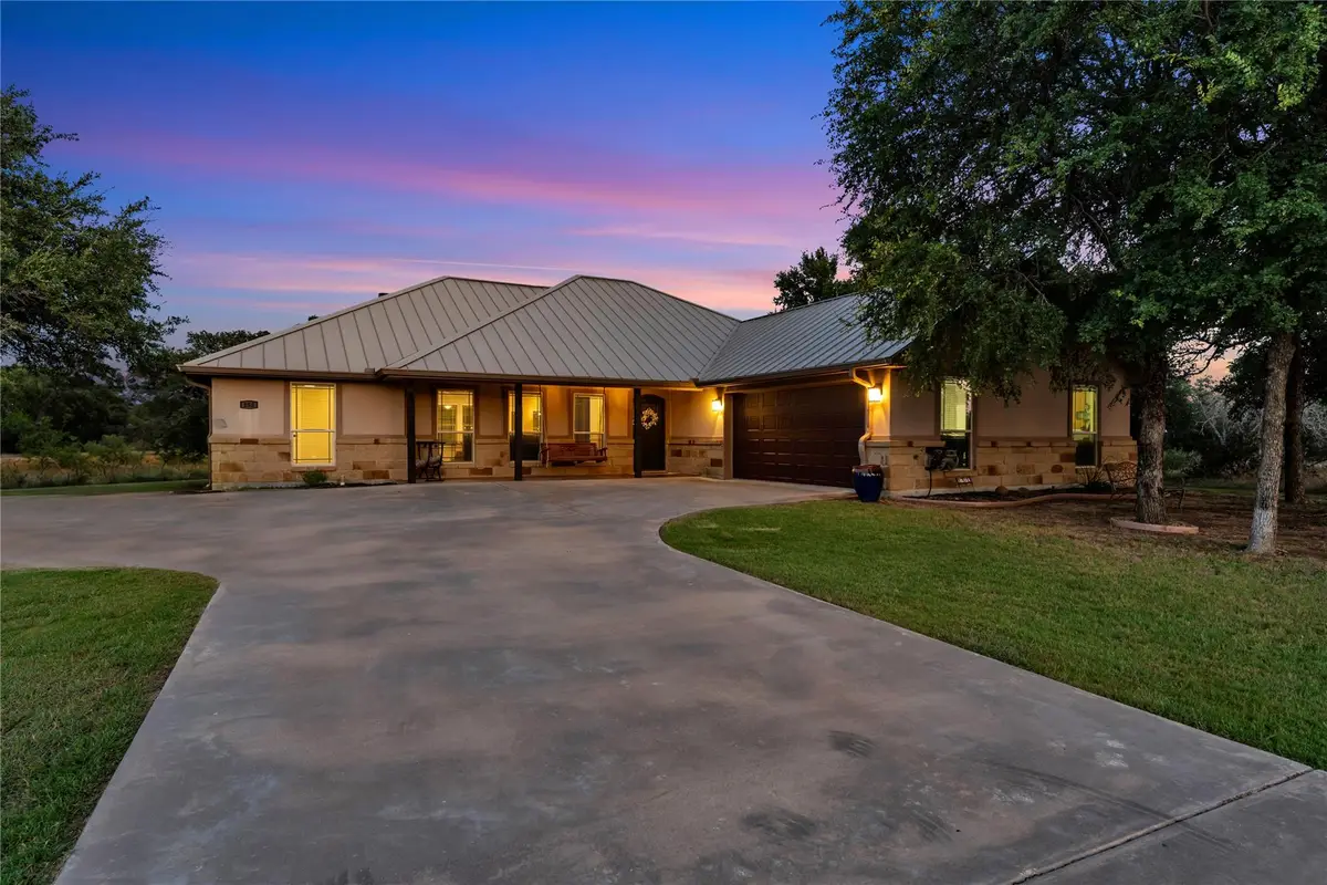 252 Sunday Dr, Burnet, TX 78611 - #1