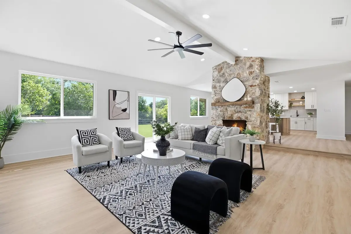 1103 Stillhouse Spg, Round Rock, TX 78681 - #1
