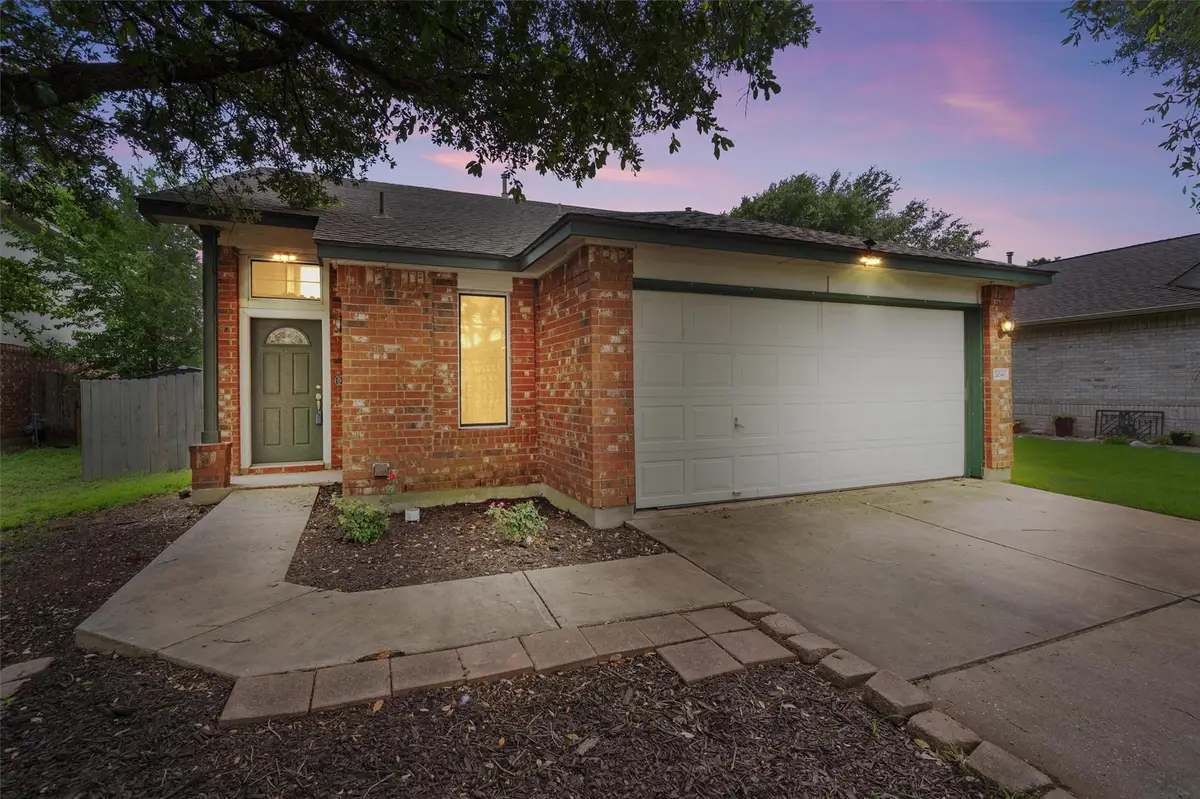 2040 Buckley Ln, Round Rock, TX 78664 - #1