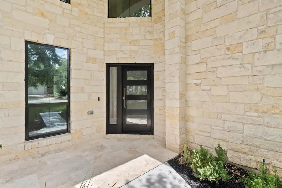 5700 Trelawney Ln, Austin, TX 78739 - #3
