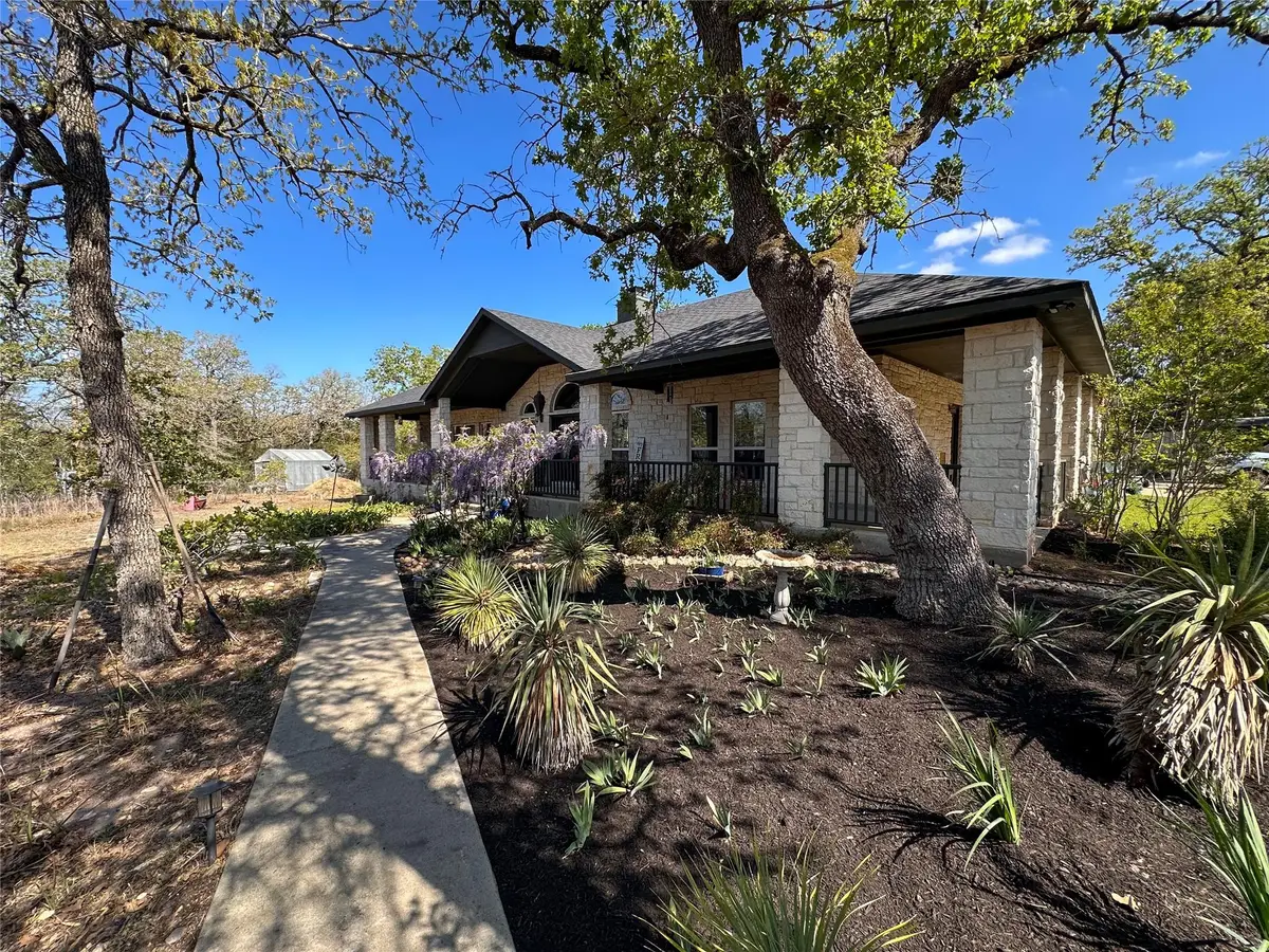 368 Woodlands Dr, Bastrop, TX 78602 - #1