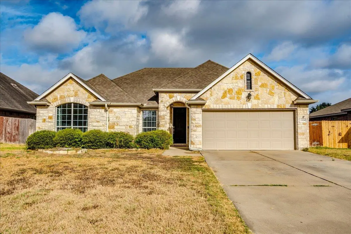1326 Star Mdw, Kyle, TX 78640 - #1