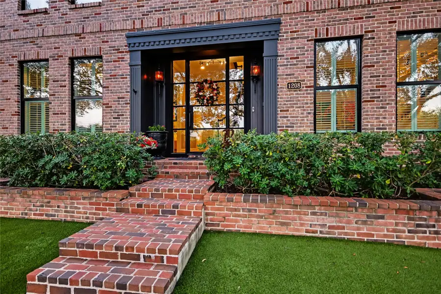 1208 Grosvener Ct, Austin, TX 78746 - #2