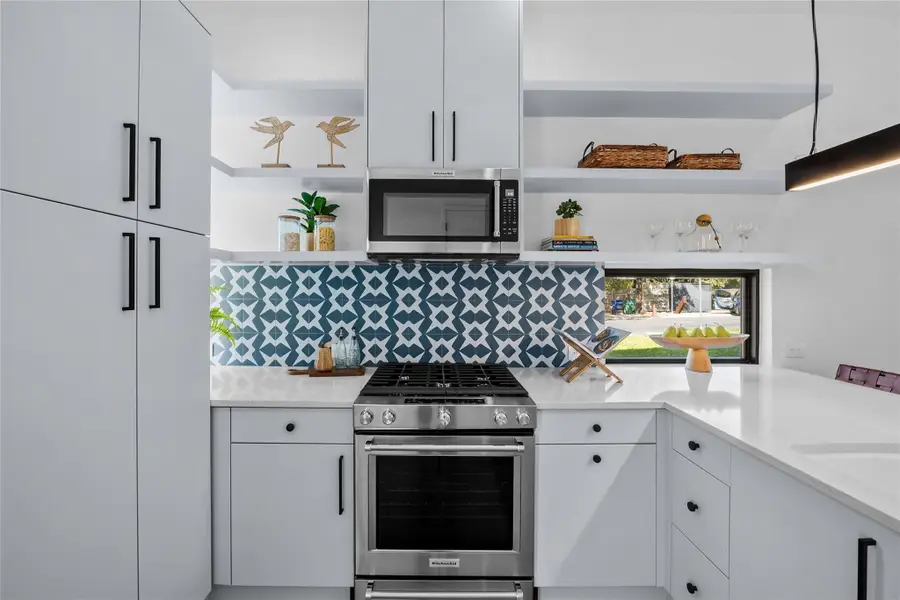 219 Lessin Ln #10A, Austin, TX 78704 - #3