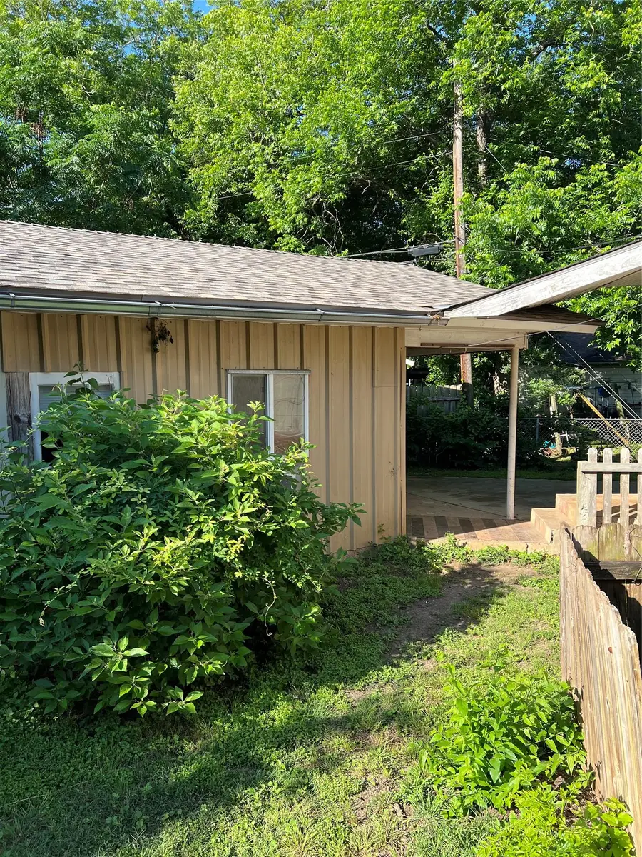 310 Smith Ln, San Marcos, TX 78666 - Image #3