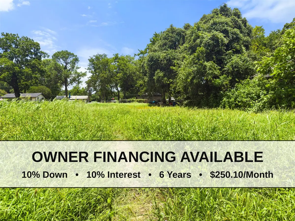 203 Trinity St, Hearne, TX 77859 - #1