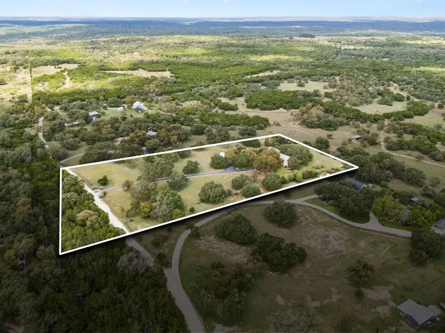 350 Anchor Hill Rd, San Marcos, TX 78666 - #2
