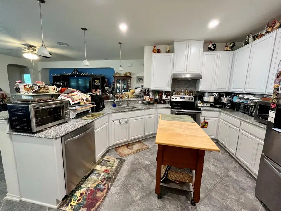 503 Yosemite Trl, Taylor, TX 76574 - #2