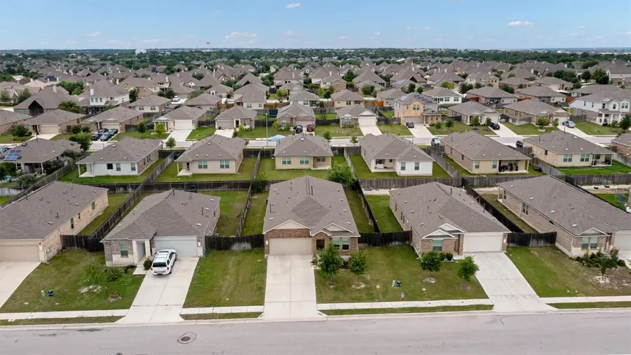 21400 Bird Wing Dr, Pflugerville, TX 78660 - #2
