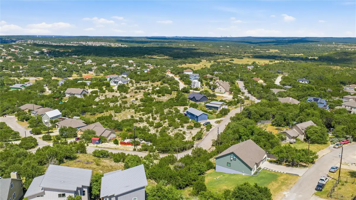 10704 Lake Park Dr, Dripping Springs, TX 78620 - #1