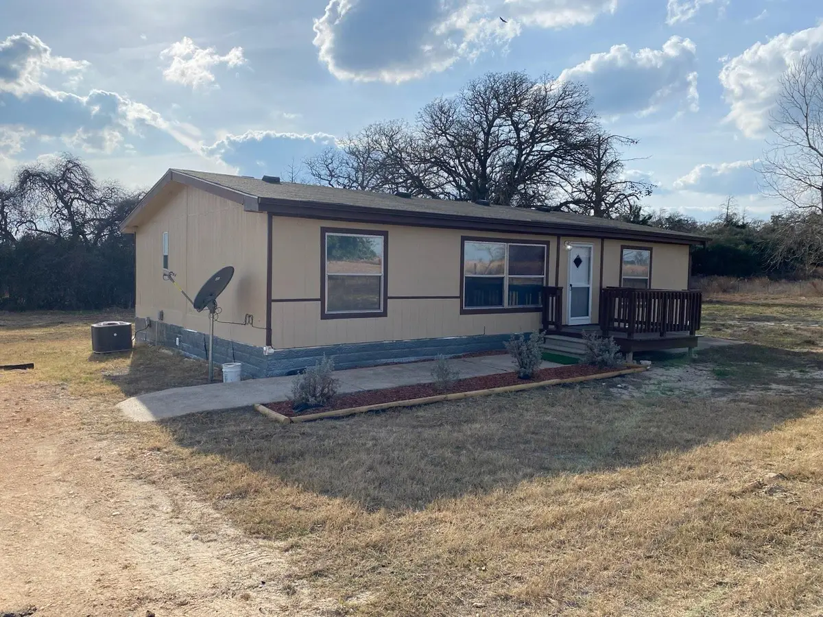 2029 Us-290 E, McDade, TX 78650 - #1