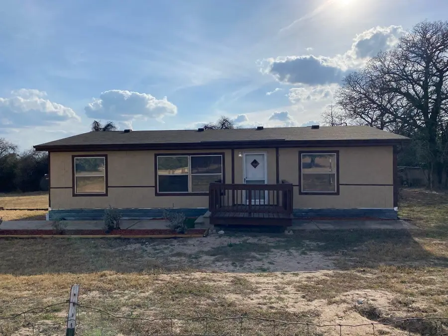 2029 Us-290 E, McDade, TX 78650 - #3