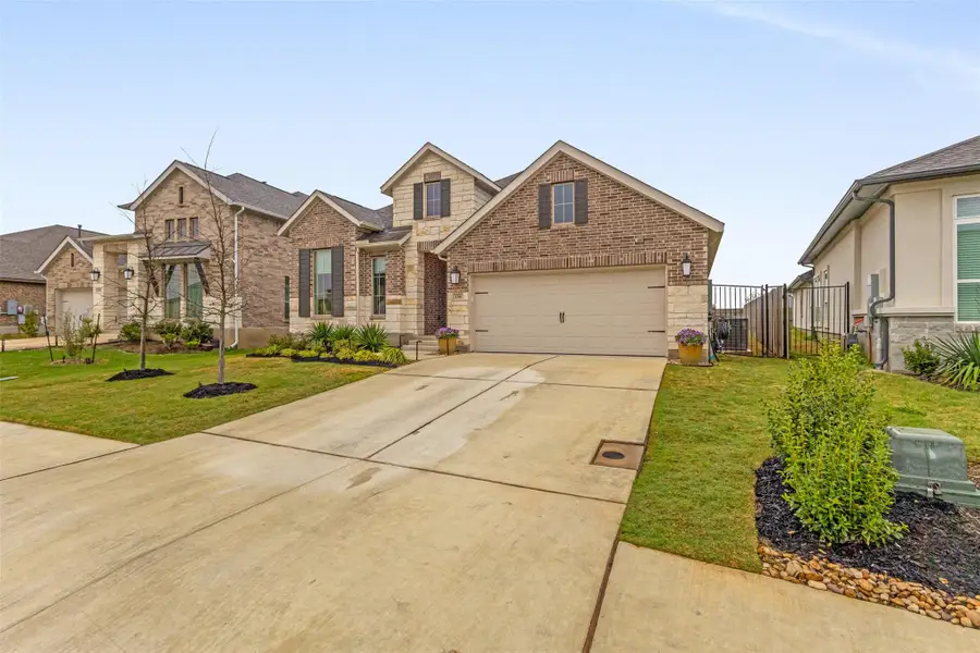 136 Lenera Dr, Liberty Hill, TX 78642 - #2