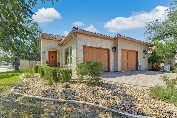 101 Blanco Ct, Horseshoe Bay, TX 78657