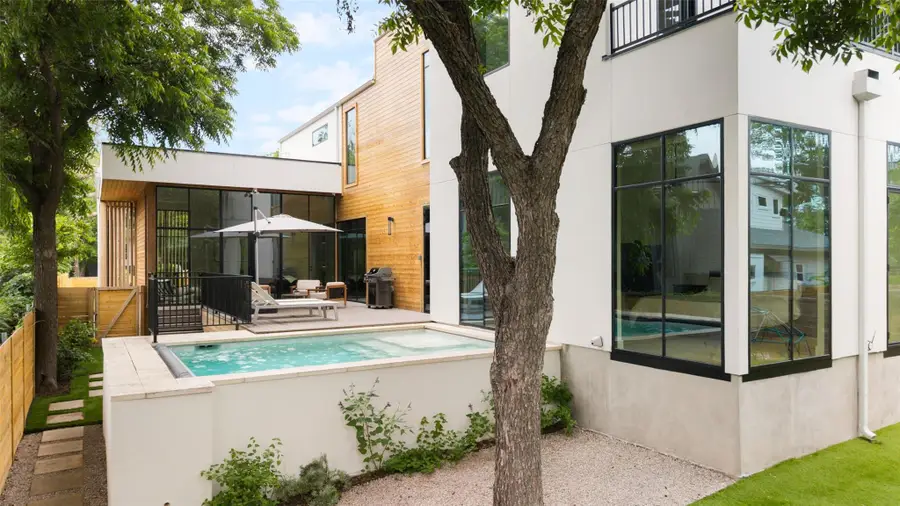 404 Krebs Ln, Austin, TX 78704 - #2