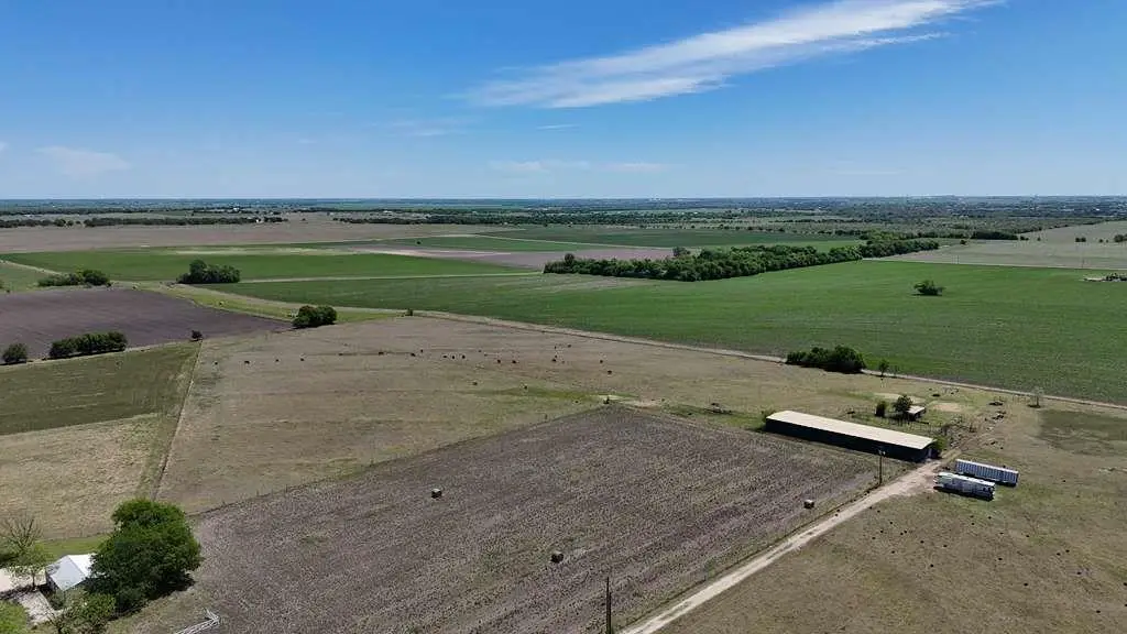 900 County Rd 124, Georgetown, TX 78626 - #1