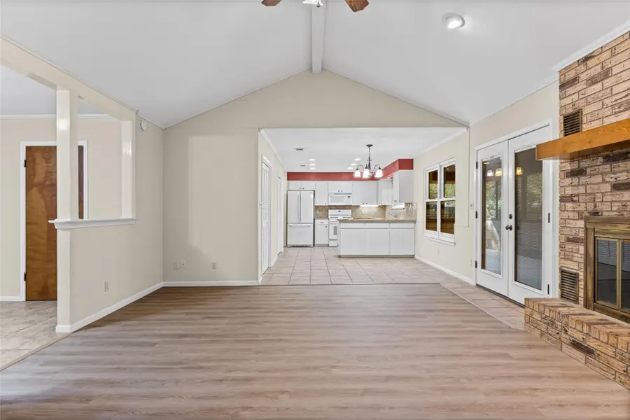 428 Connolly Cir W, Lockhart, TX 78644 - #3