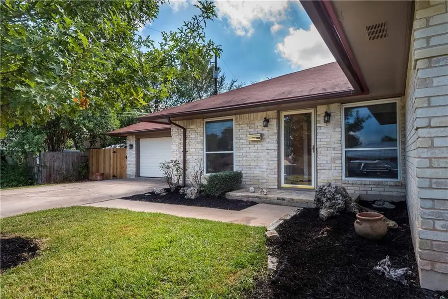 5505 Pendleton Ln, Austin, TX 78723 - Image #2